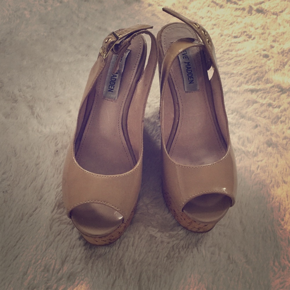 Steve Madden wedge